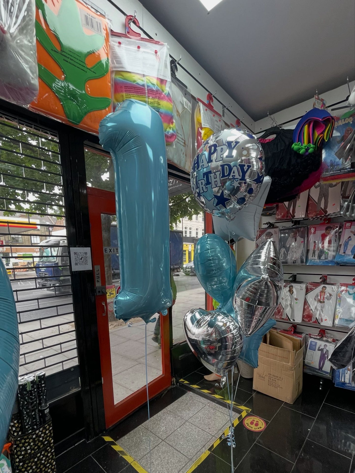 Number 1 Foil with Latex Balloons Bouquet