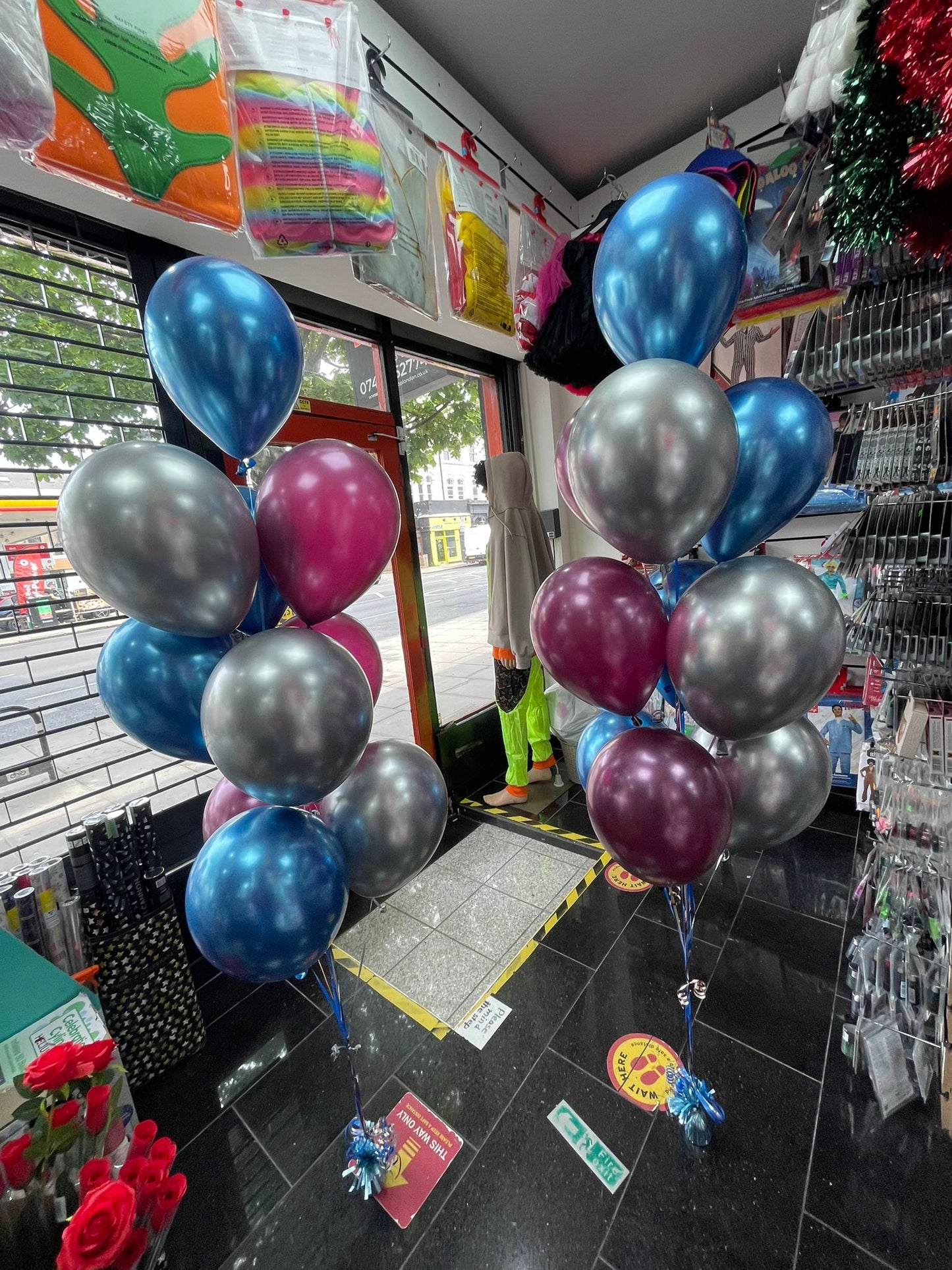 2 * CHROME LATEX BALLOON BOUQUET