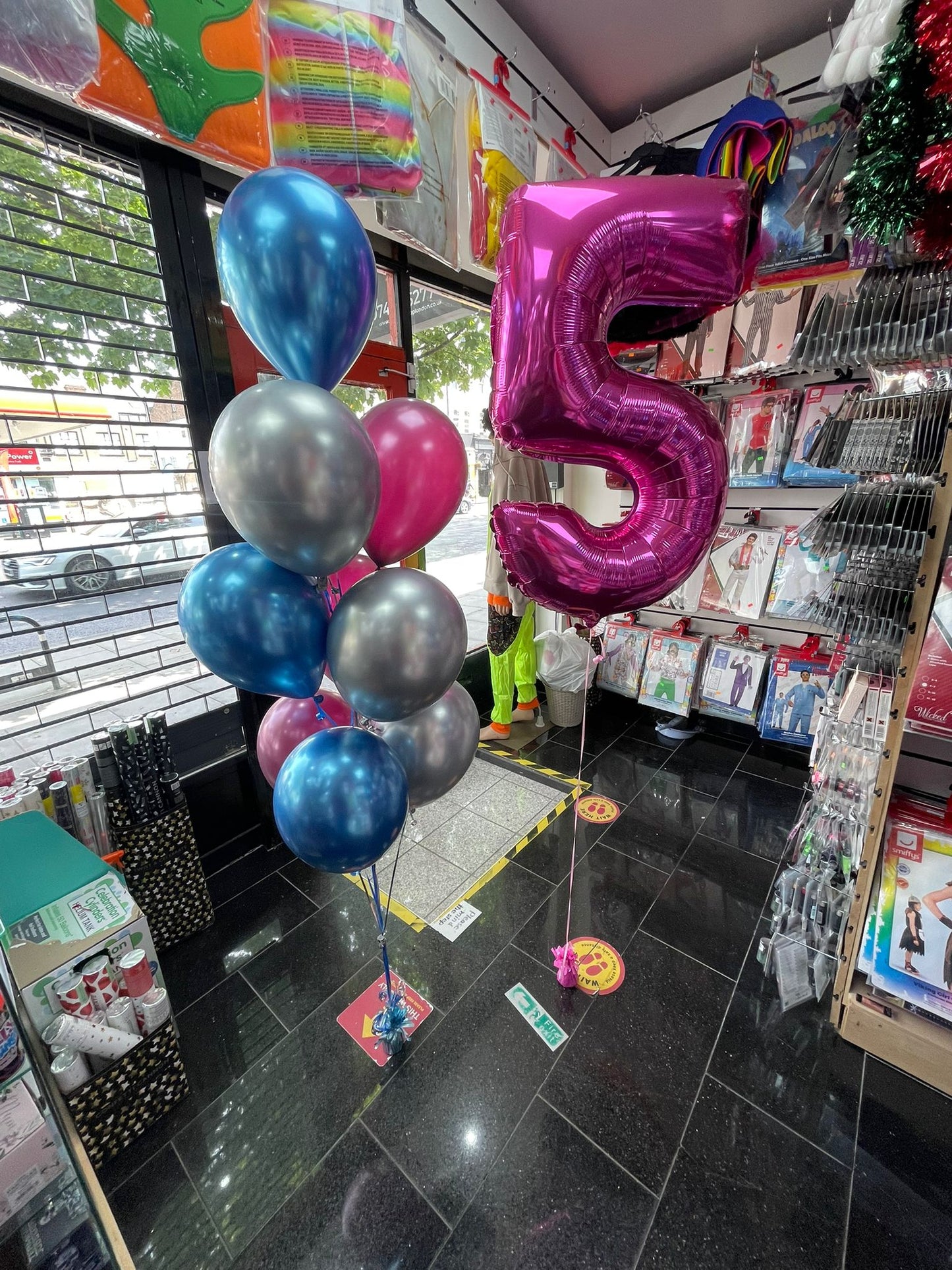 Number 5 Pink Foil Balloon with Chrome Baloons Bouquet.