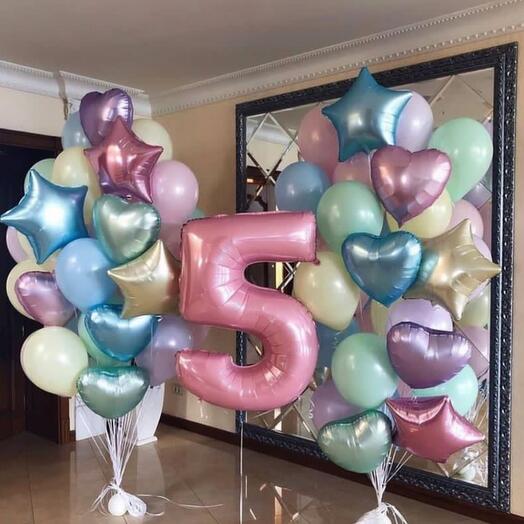 Number 05 Foil Balloon with Foil & Latex Balloons Bouquet