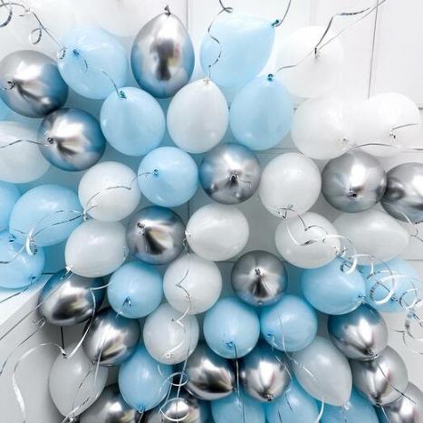 Ceiling helium balloons