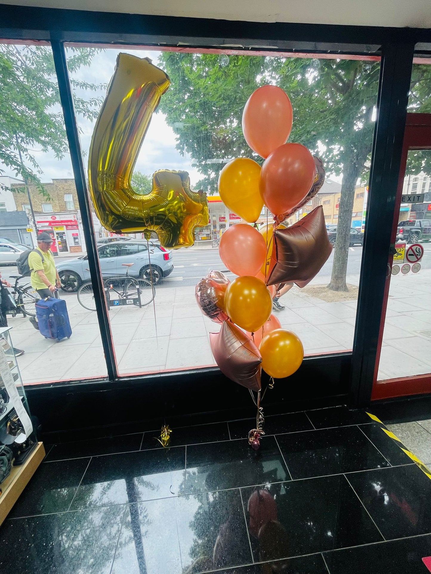4 Number Foil Balloon with Heart, Star Foil and Latex Balloons bouquet.
