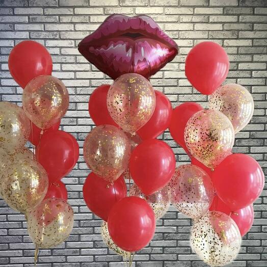 Kiss Foil Balloon with Latex Balloons Bouquet