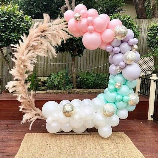 Balloons Garland with Leaves