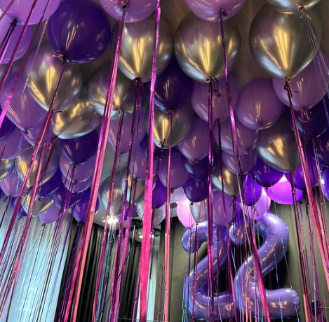 Number 22 Foil With Chrome Latex Ceiling Balloons