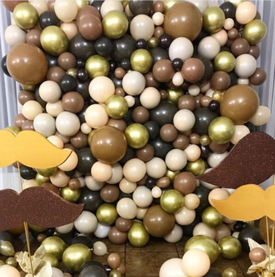 Balloon photo wall with chrome, pastel and solid latex balloons